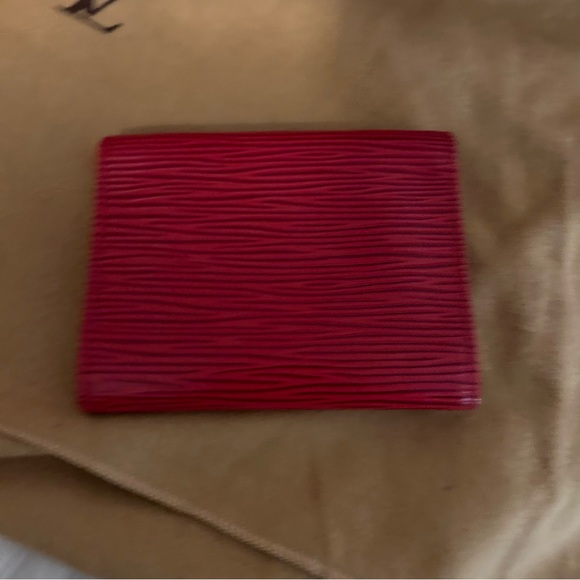 Authentic Louis Vuitton Red Epi Monceau w/ matching coin pouch - Picture 12 of 16